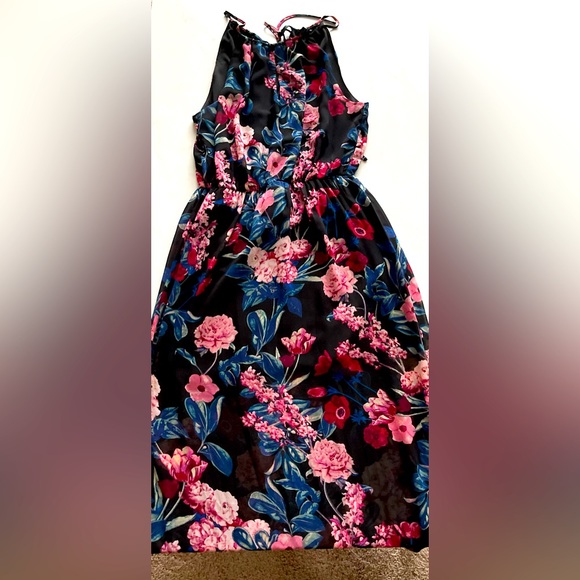 Forever 21 Floral Maxi Dress - Picture 1 of 1